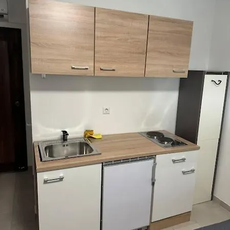 Διαμέρισμα Hotelzimmer Mit Kueche Eigenes Bad-dusche